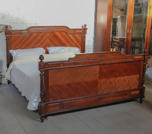 Mahogany and Rosewood Henri 11 Super King Size