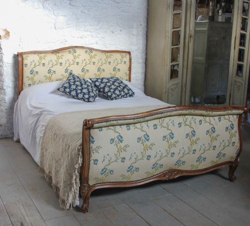 Louis Xv Wood Edge Upholstered Bed