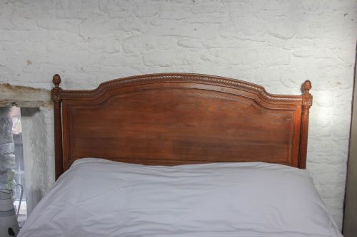 fig 2. King size French simple Louis XV1 style oak bed