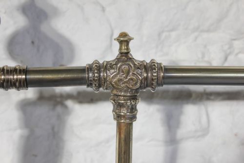 fig 3. Extremely rare 6Ft stunning super king size early Winfield all brass bed