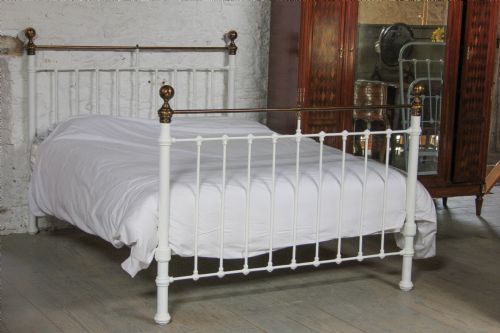 Classic Edwardian White and Aged Brass Kingsize