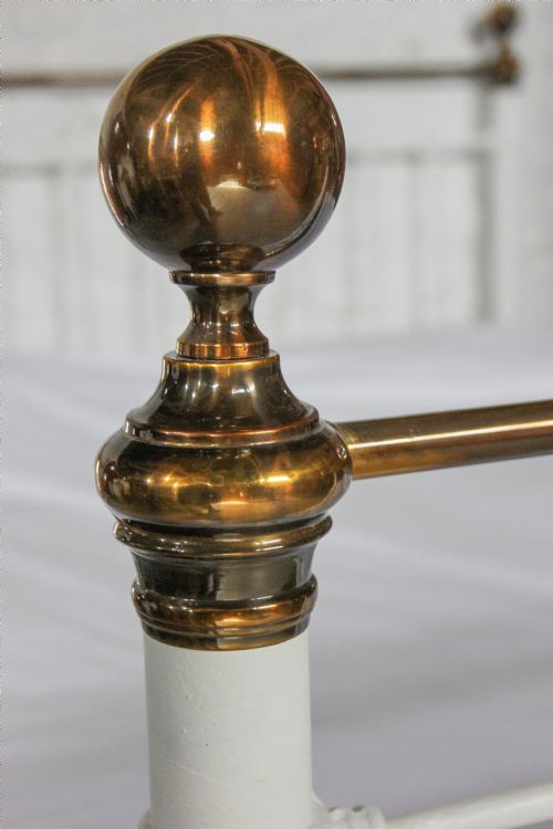 fig 1. Classic Edwardian white and aged brass kingsize