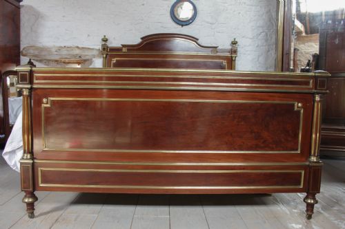 fig 1. Napoleon 111 brass mounted large kingsize bed