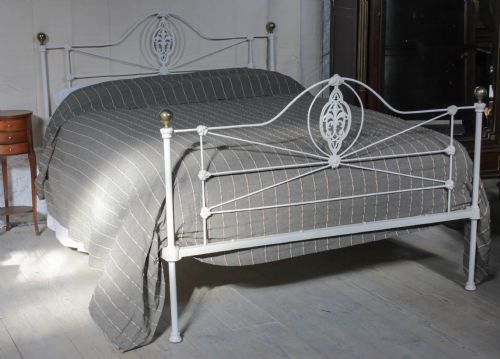 Pretty Aged White Victorian King Size Iron