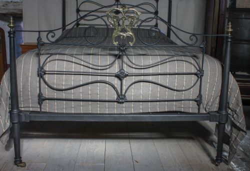 fig 1. Striking Early Victorian black and brass king size