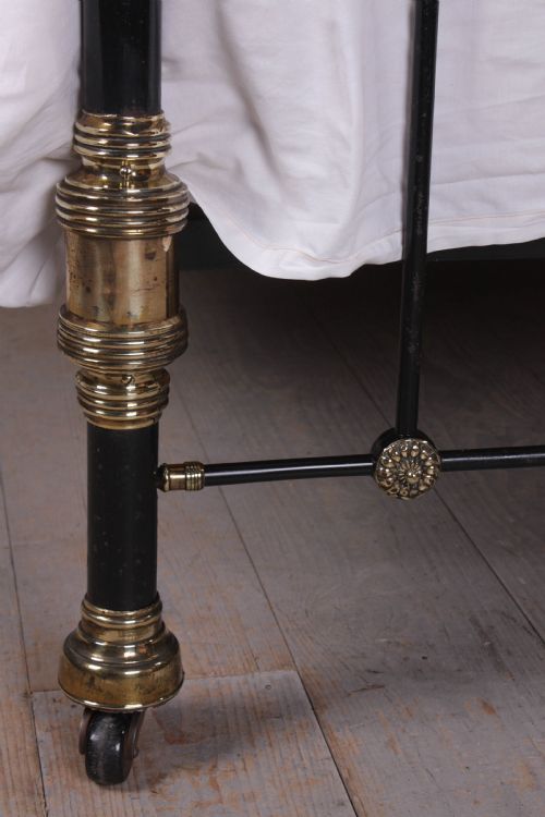 fig 3. Very handsome Victorian black and brass king size