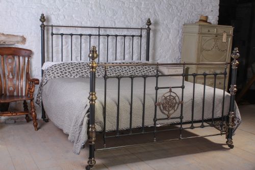 Very Handsome Classic Victorian Black and Aged Brass Superking