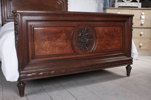 fig 1. Carved solid oak king size bed