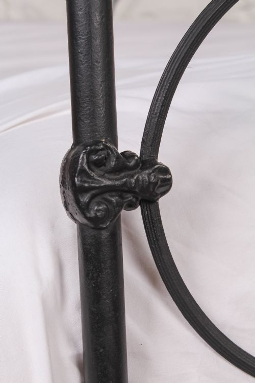 fig 1. Lovely simple Irish all iron double 