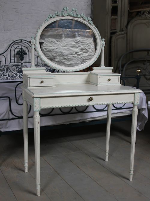 Very Pretty French Painted Dressing Table