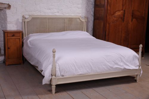 French 5' Painted Caned Tapered Carved Post King Size