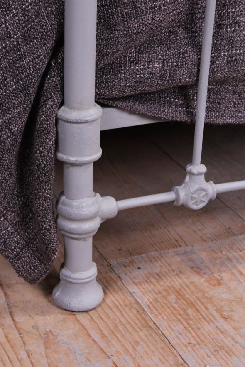 fig 2. Simple French all iron king size 5Ft in grey