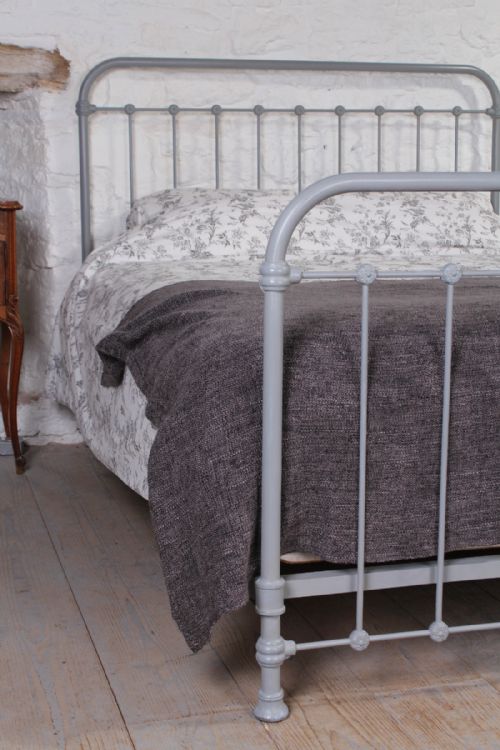 fig 1. Simple French all iron 5 ft king size shabby chic