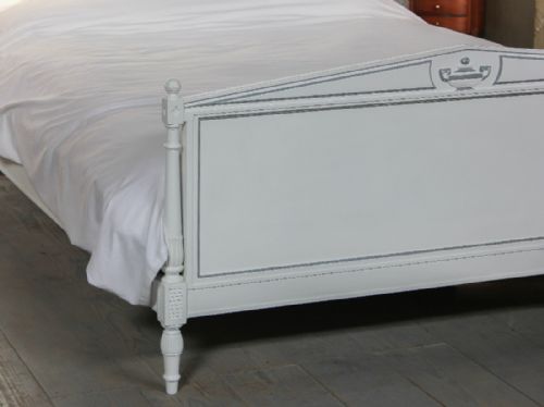 fig 1. Painted French 5ft Empire style king size