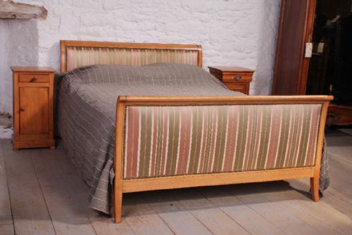 Lovely Simple Cherry Upholstered King Size Lit Bateau