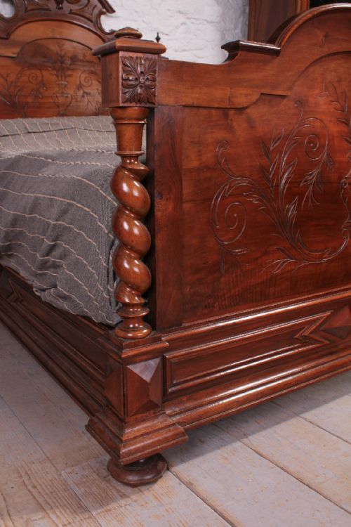 fig 2. Impressive solid walnut 5Ft king size bed with barley twist posts