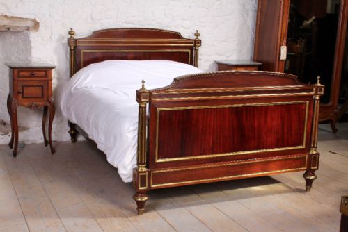 Handsome Napoleon 11 Style 5' Mahogany King Size