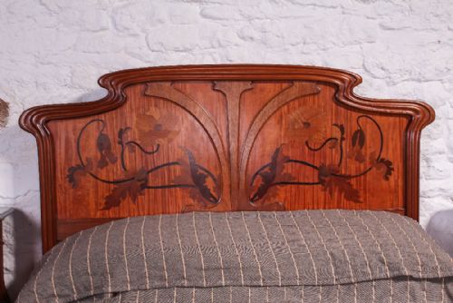 fig 2. Superb bold Art Noveau double bed