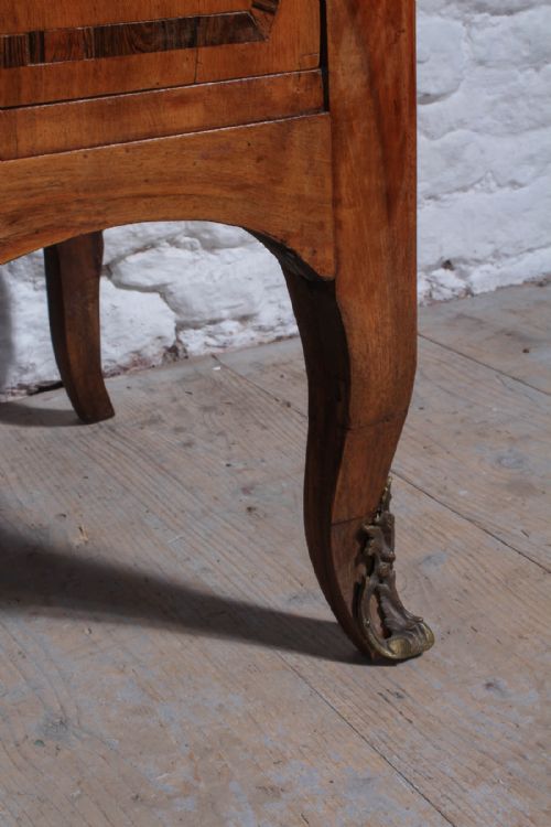 EARLY LOUIS XV STYLE FRUIT WOOD CHEST OF DRAWERS - ADDITIONAL PHOTO 6