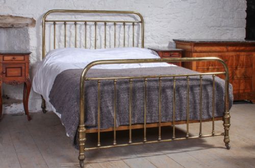 Lovely Naturally Aged  Simple Brass French 5ft King Size Bed