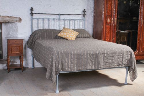 5ft King Size Classic Victorian No Foot End Bed