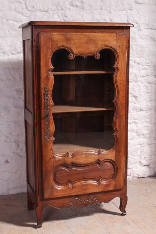 Pretty Cherry Vitrine Display Cabinet