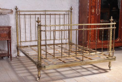 fig 1. Exceptionally rare Early Winfield bow end embossed brass 5Ft 6