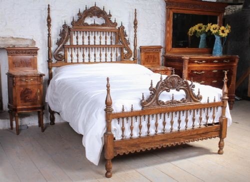 Striking Elm Colonial Style 5ft King Size Bed