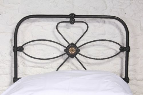 fig 1. Pair of Irish single black no end beds