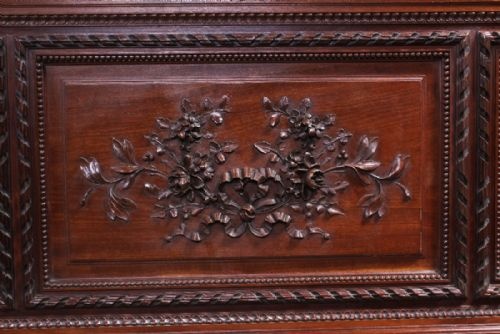fig 2. Exceptional quality king size mahogany bed and matching bedside