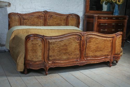Strikingly Beautiful Large Super King 6ft + Light Walnut and Burr Walnut Bed