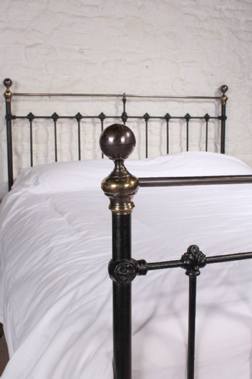 fig 1. Classic Victorian black and aged brass king size bed