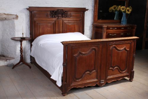 Louis Xvi Style European King Size Carved Oak Bed with Fielded Panels