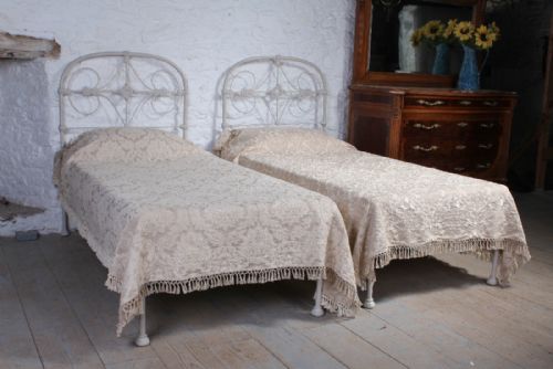 Pretty Pair of Iron Single No End Beds