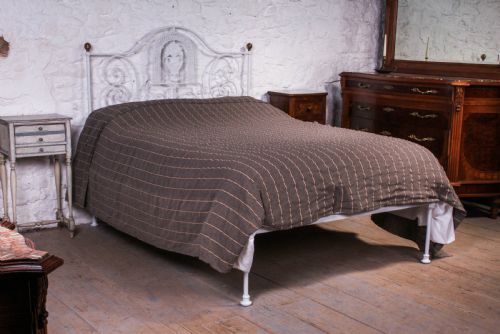 Very Pretty Forged Iron Portuguese No End Bed