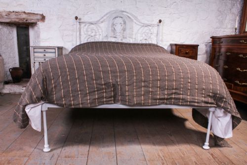fig 2. Very pretty forged iron Portuguese no end bed
