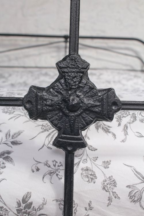 fig 2. All iron black Irish cottage style bed