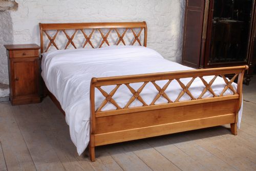 Very Attractive French Cherry Kingsize Lit Bateau