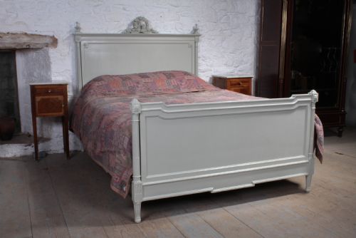 French Louis Xvi Style Painted 5ft King Size Bed