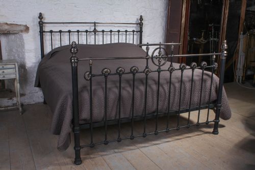 Fabulous Super King Size 6ft Victorian Brass and Iron Bed