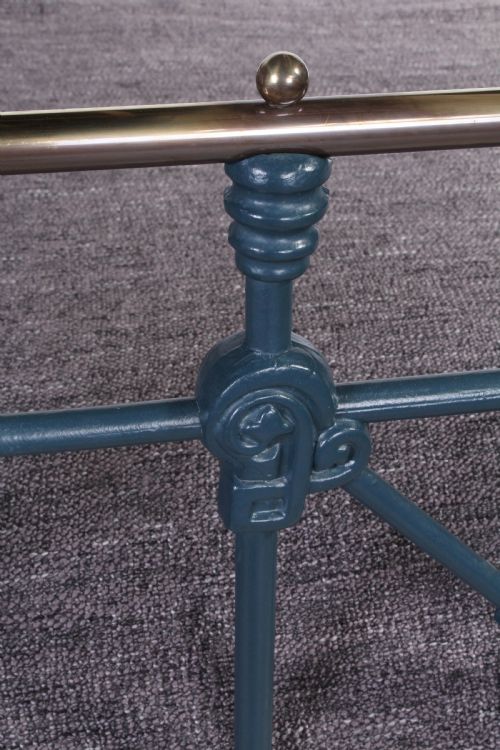 fig 3. Individual and handsome classic Victorian 5Ft king size bed