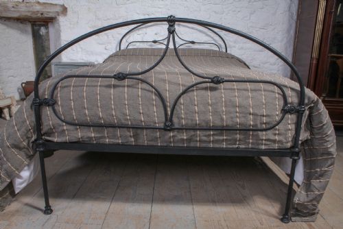 fig 1. Irish queen size all iron bed