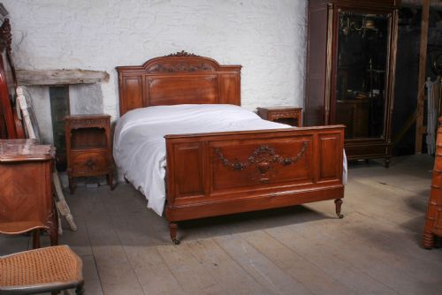 fig 1. Beautiful carved solid cherry king size bed
