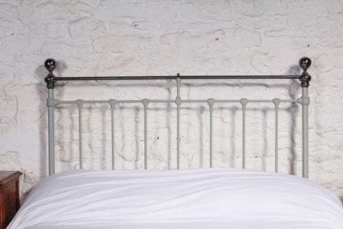 fig 2. Classic Victorian brass and iron no end double bed