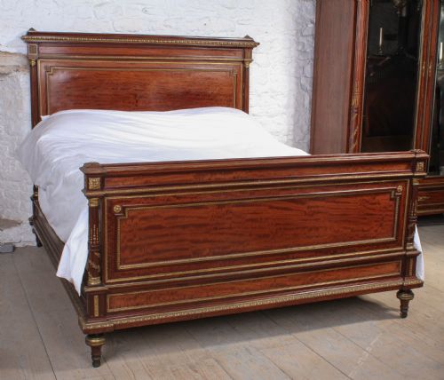 Spectacular Maison Krieger King Size Bed