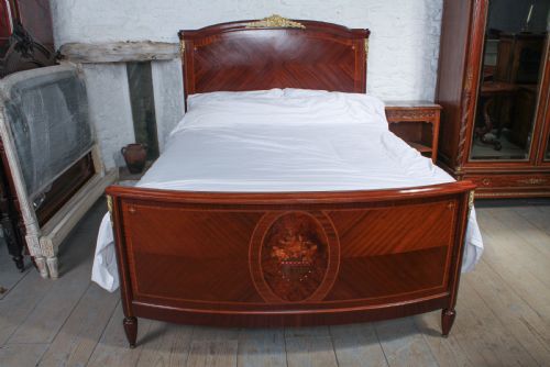 fig 1. French Mahogany quarter veneer king size bed
