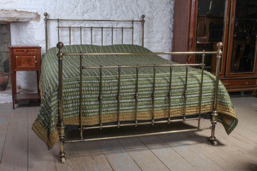Elegant Victorian Aged Brass King Size Bed