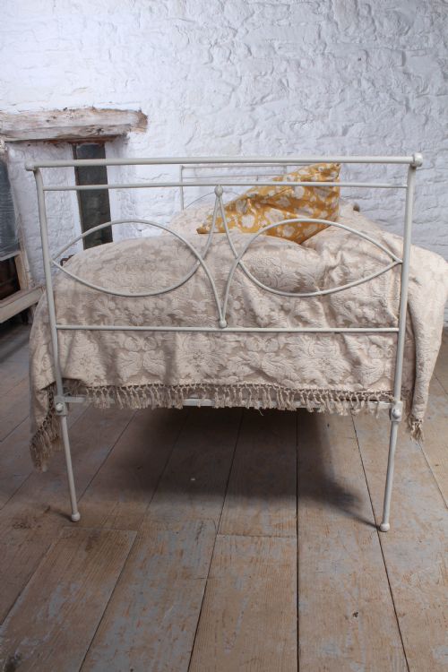 fig 2. Simple iron single sleigh day bed