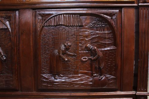 fig 2. Lovely carved oak Bretton double marriage bed