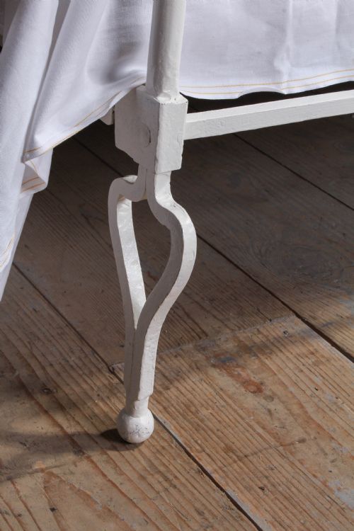 fig 2. Stylish  and  interesting forged iron king size bed